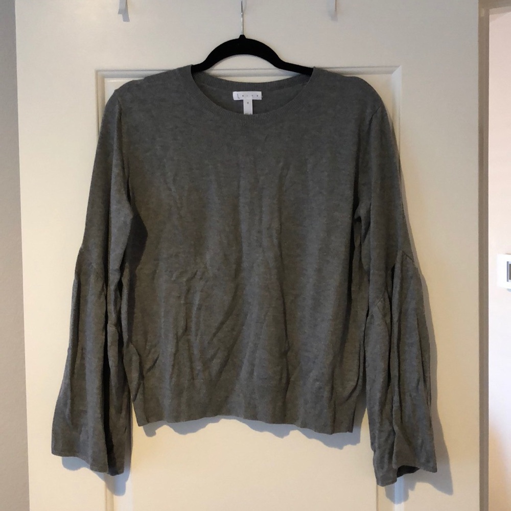 Sweater- bell sleeve